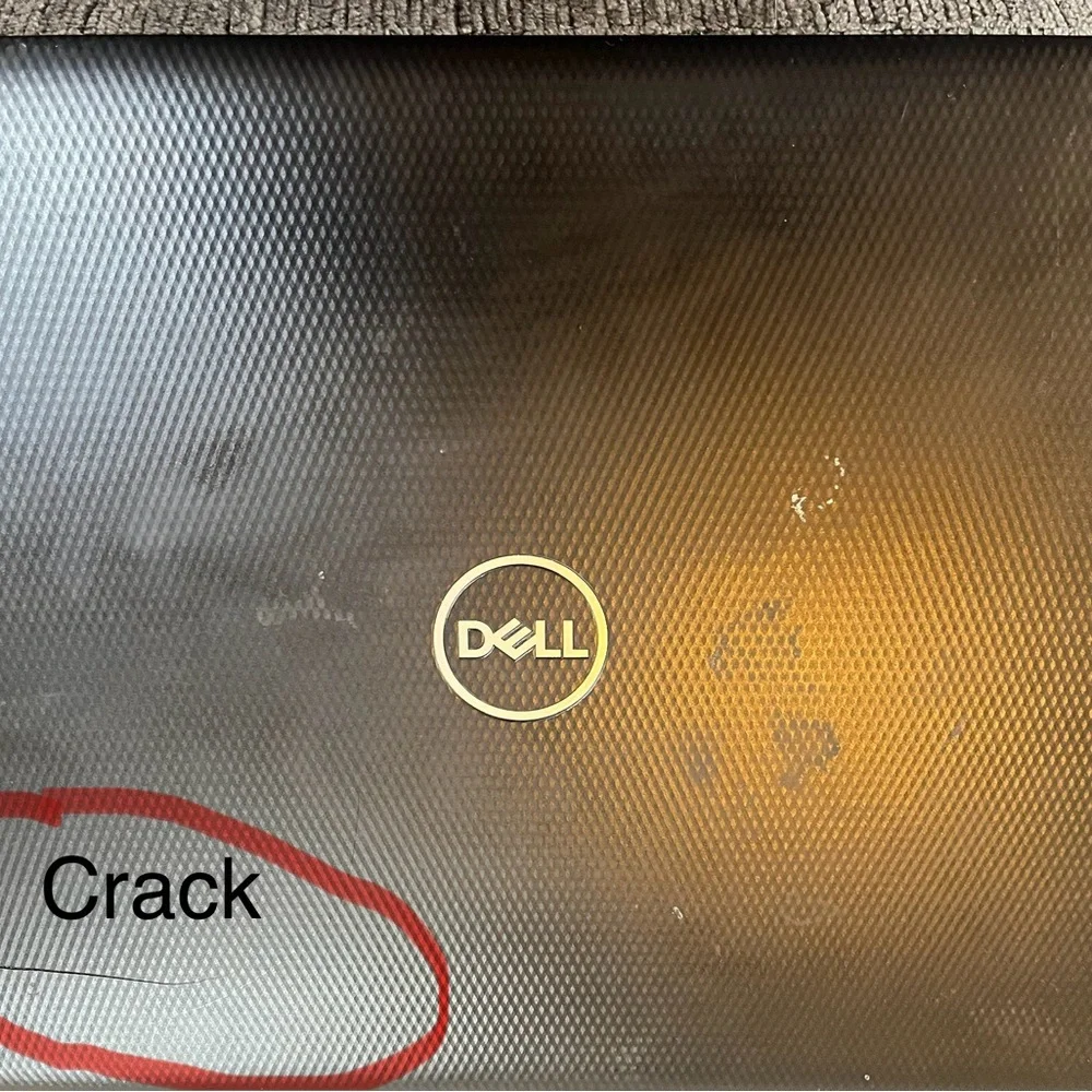 Dell Inspiron 15 3000 Series Laptop i3-7020U 8GB RAM 915 GB HDD Windows 10 Home